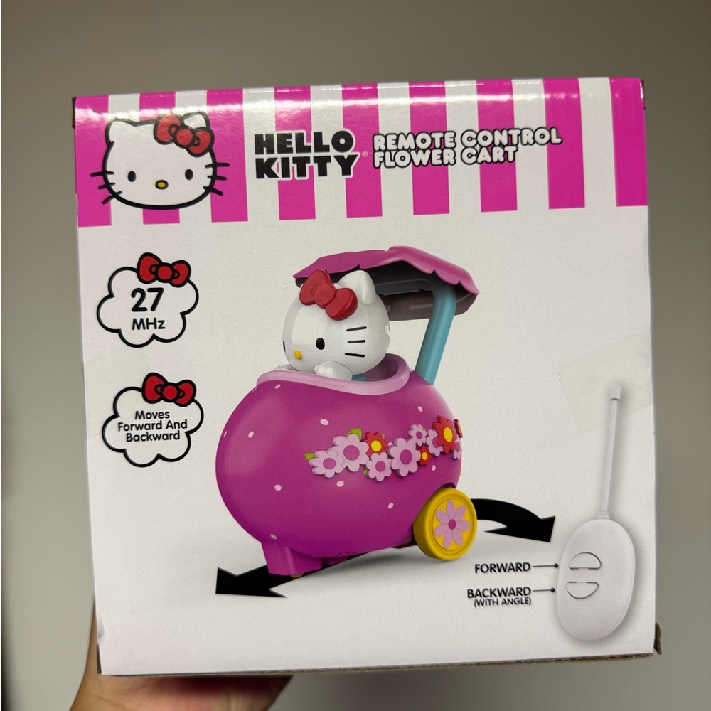 Hello Kitty Pink and White Toy Set - Picture 5 of 7
